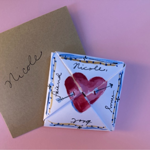 Heart Design Gift Box with Blue Ribbon - Picture 5 of 8
